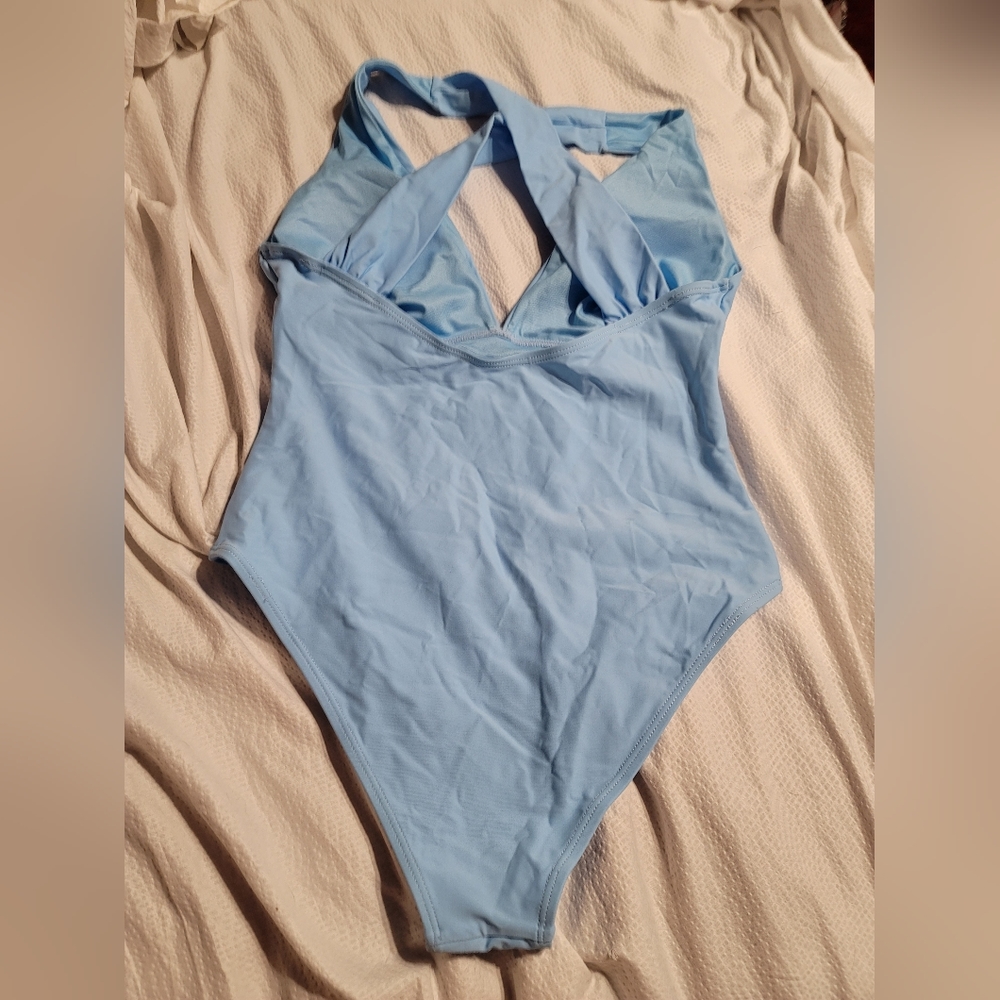 NWOT WIDE STRAP COMFORT CRISS CROSS BACK CLEAVAGE LOVING SWIM BATHING SUIT MED - Picture 5 of 9
